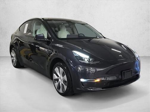 2024 Tesla Model Y Long Range Dual Motor All-Wheel Drive