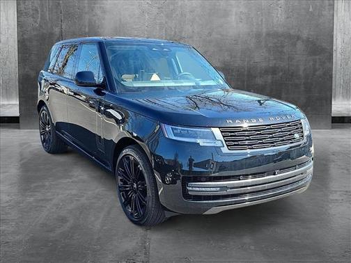 2025 Land Rover Range Rover P530 SE