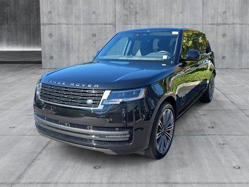 2025 Land Rover Range Rover P400 SE 7 Seat