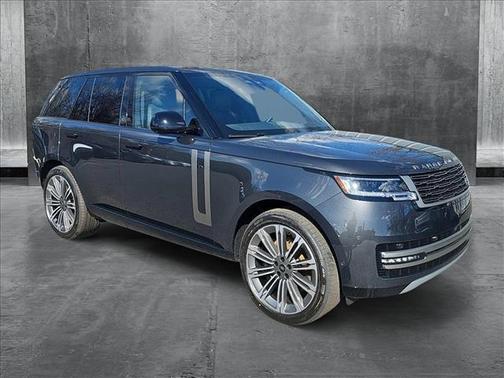 2025 Land Rover Range Rover P530 SE