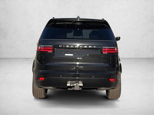 2025 Land Rover Discovery P300 Dynamic SE