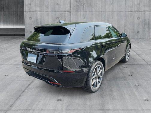 2026 Land Rover Range Rover Velar P250 SE R-Dynamic