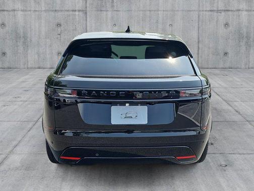 2026 Land Rover Range Rover Velar P250 SE R-Dynamic