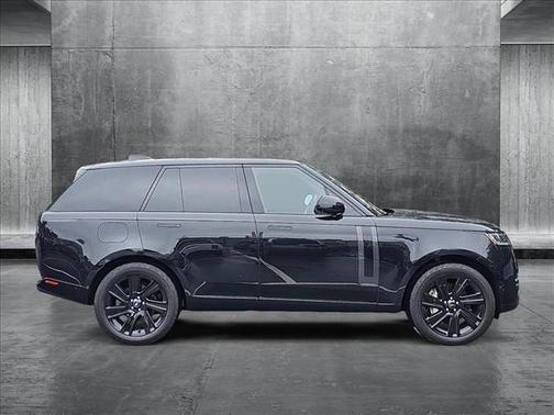 2023 Land Rover Range Rover P400 SE