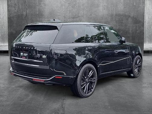 2023 Land Rover Range Rover P400 SE