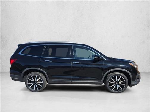 2021 Honda Pilot Touring 8-Passenger