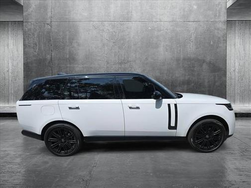 2024 Land Rover Range Rover P530 Autobiography