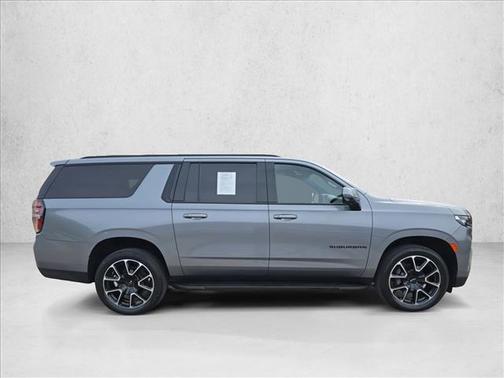 2021 Chevrolet Suburban RST