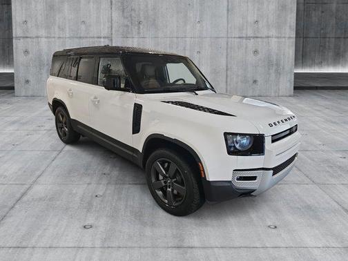 2025 Land Rover Defender 130 P400 S
