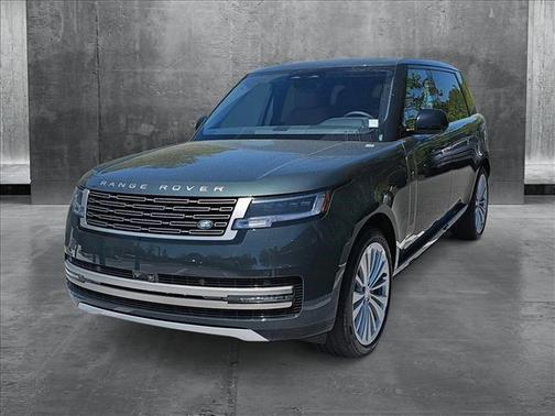 2025 Land Rover Range Rover P530 SE 7 Seat