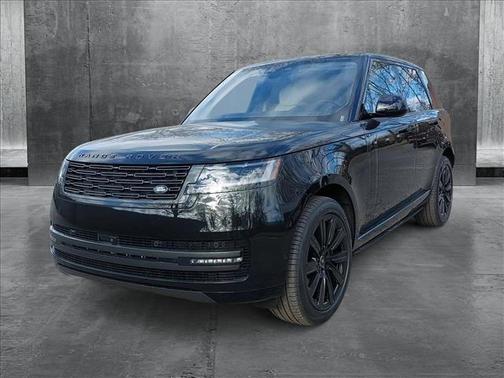 2025 Land Rover Range Rover P530 SE