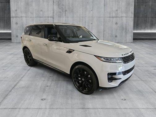 2025 Land Rover Range Rover Sport SE