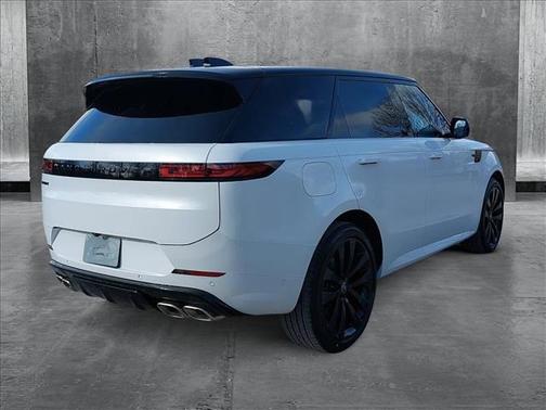 2025 Land Rover Range Rover Sport SE