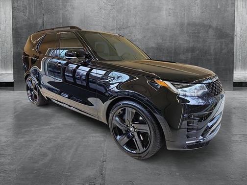2025 Land Rover Discovery P360 Dynamic SE