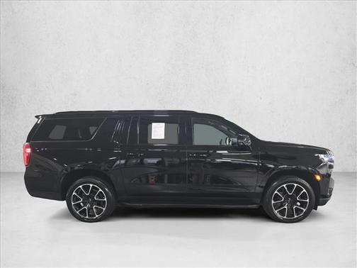 2022 Chevrolet Suburban RST