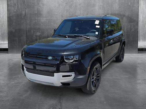 2025 Land Rover Defender 110 P400 S