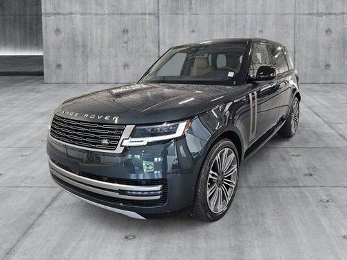 2025 Land Rover Range Rover P400 SE