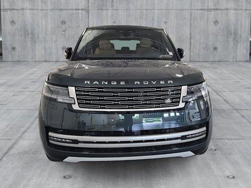 2025 Land Rover Range Rover P400 SE