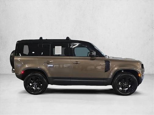 2024 Land Rover Defender 110 P300