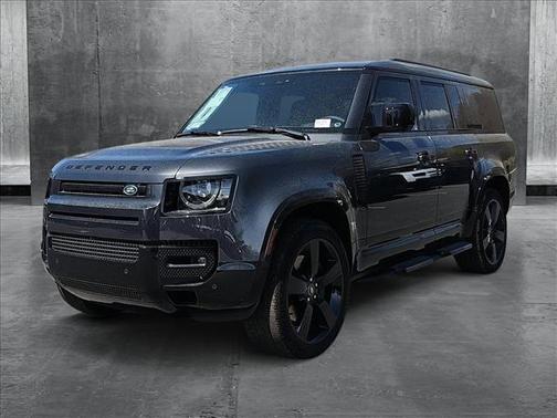 2025 Land Rover Defender 130 P400 X-Dynamic SE
