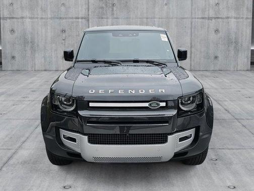 2025 Land Rover Defender 110 P300