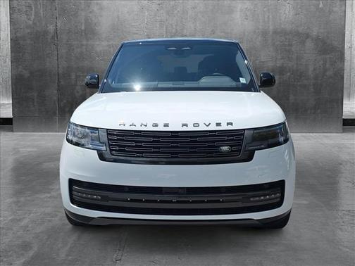 2025 Land Rover Range Rover P400 SE