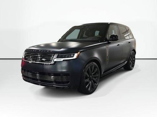 2026 Land Rover Range Rover P615 SV