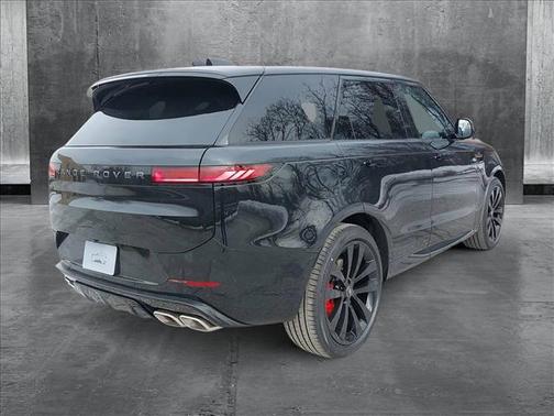 2025 Land Rover Range Rover Sport SE