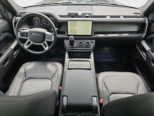 2024 Land Rover Defender 110 P500 SE