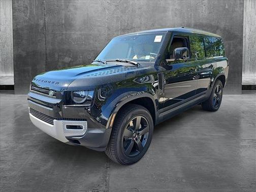 2025 Land Rover Defender 130 P400 S