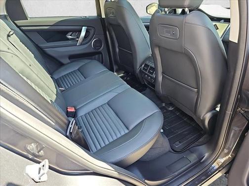 2024 Land Rover Discovery Sport Core S