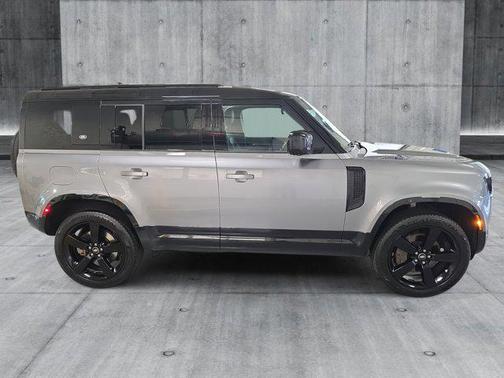 2023 Land Rover Defender 110 X-Dynamic SE