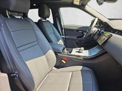 2025 Land Rover Range Rover Evoque Core S