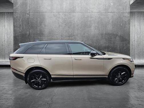 2026 Land Rover Range Rover Velar P250 SE R-Dynamic