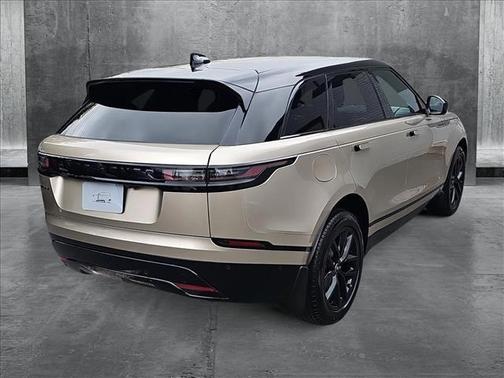 2026 Land Rover Range Rover Velar P250 SE R-Dynamic