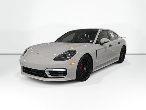 2021 Porsche Panamera GTS