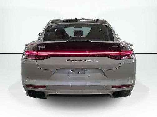 2021 Porsche Panamera GTS