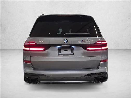 2026 BMW X7 M60i