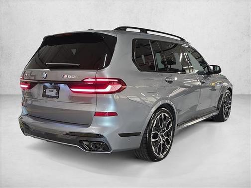 2026 BMW X7 M60i