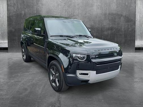 2025 Land Rover Defender 110 P400 S