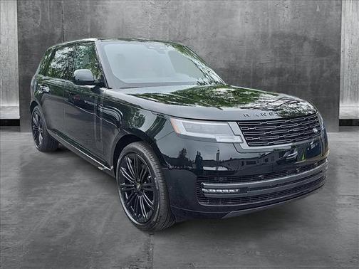 2025 Land Rover Range Rover P530 SE 7 Seat