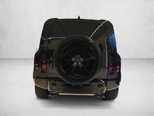 2025 Land Rover Defender 110 P500 X-Dynamic SE