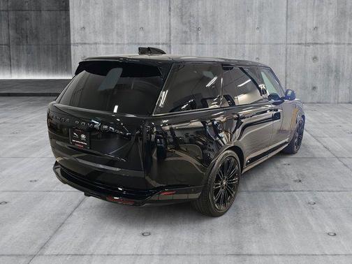 2024 Land Rover Range Rover P530 Autobiography