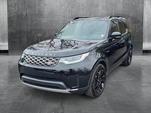 2025 Land Rover Discovery P300 S