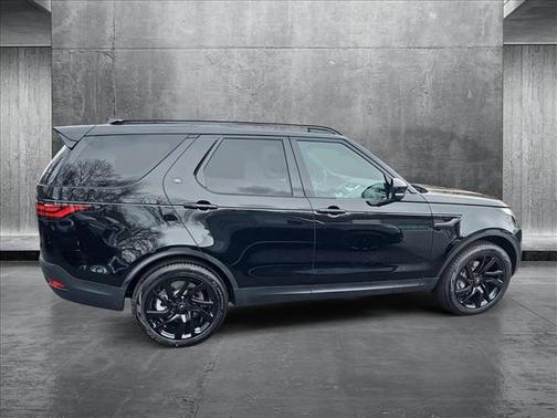 2025 Land Rover Discovery P300 S