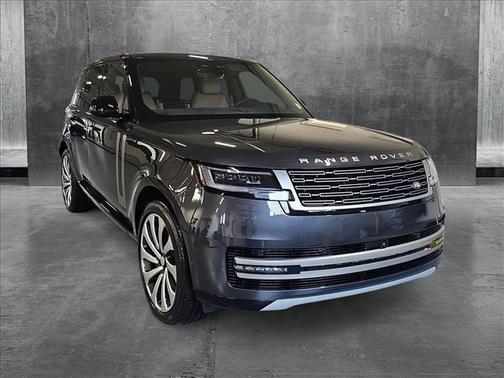 2025 Land Rover Range Rover P530 SE