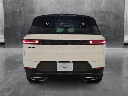 2025 Land Rover Range Rover Sport SE