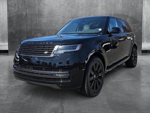 2025 Land Rover Range Rover P550e SE