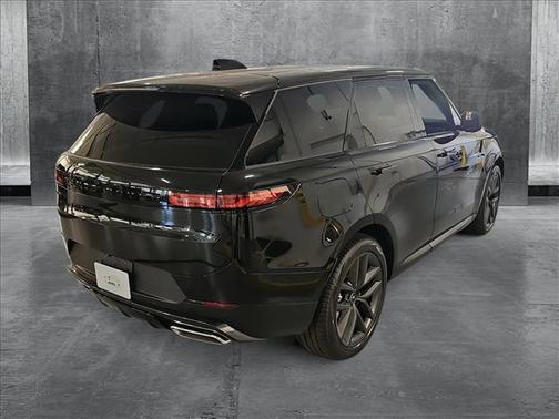 2025 Land Rover Range Rover Sport SE