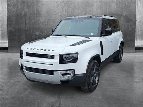 2025 Land Rover Defender 110 P400 S